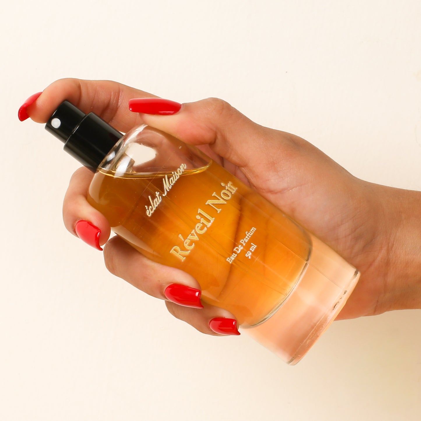 Réveil Noir — Bold & Smoky