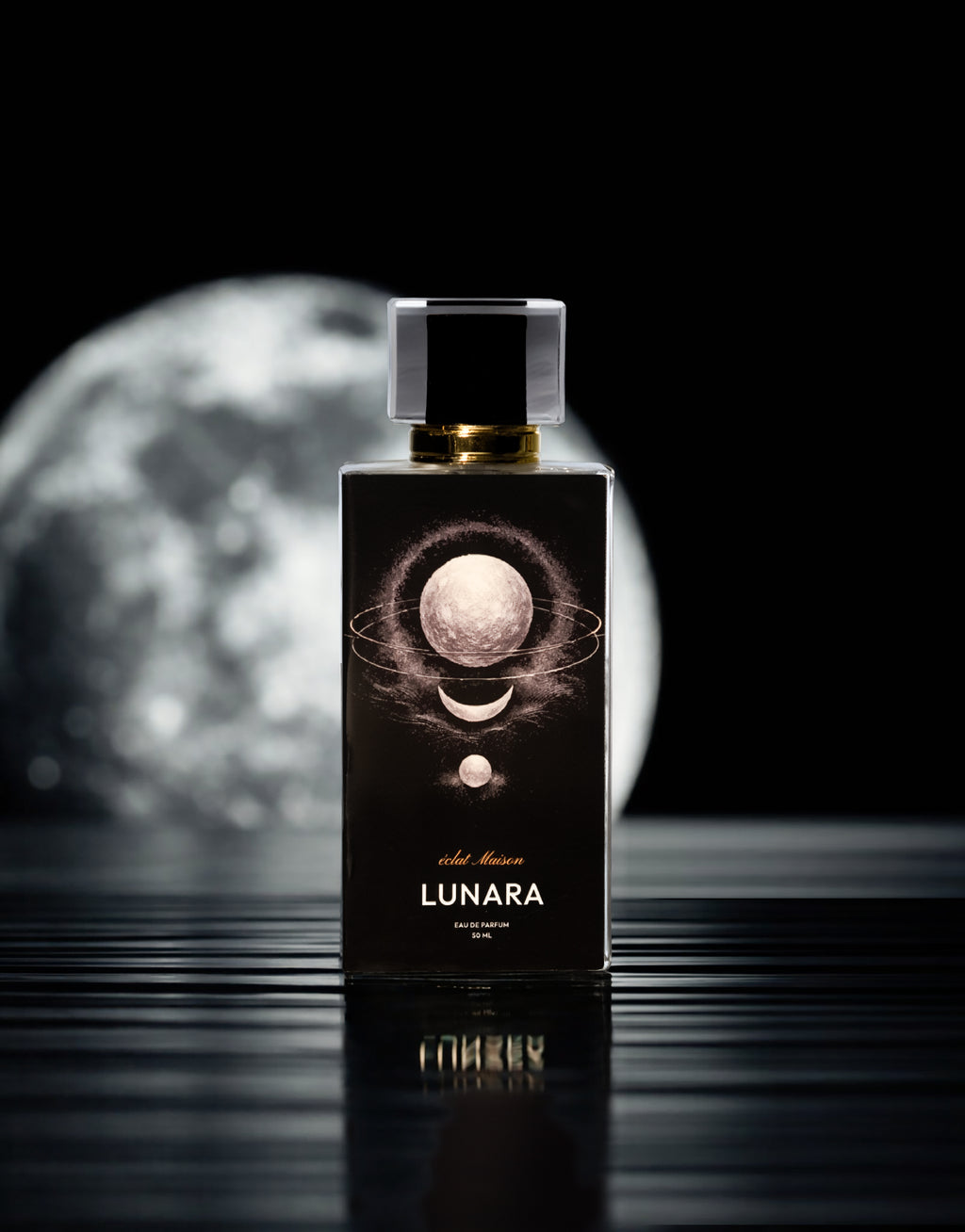 LUNARA